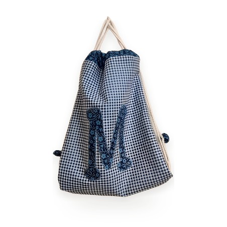 Mochila saco de vichy con inicial | terretabazar